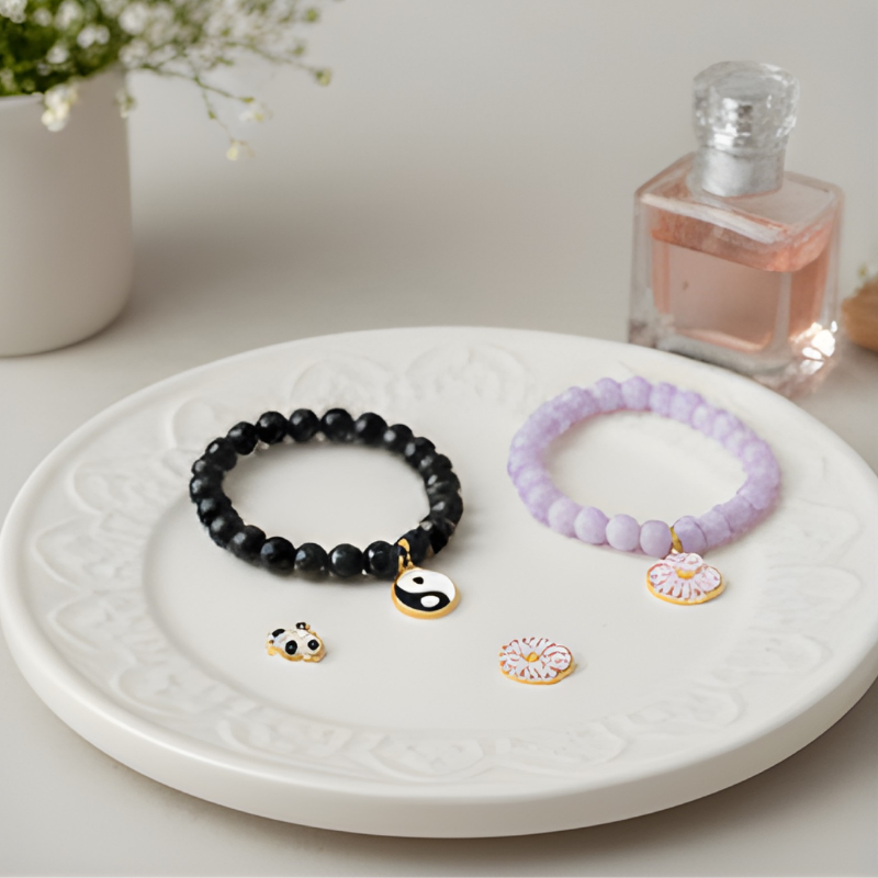 70 Charm Bracelets Pack of 6 - Image 9